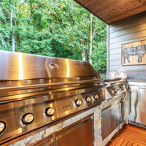 Outdoor BBQ Kitchen patio in Vancouver WA