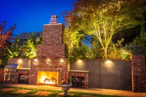 Down lighting on retaining wall in Vancouver, WA