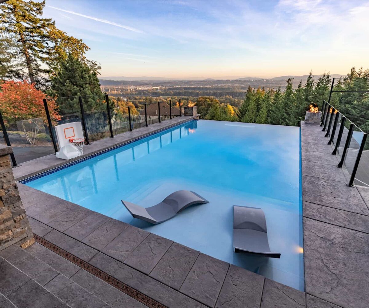 Infinity Pool Builders in Vancouver, WA
